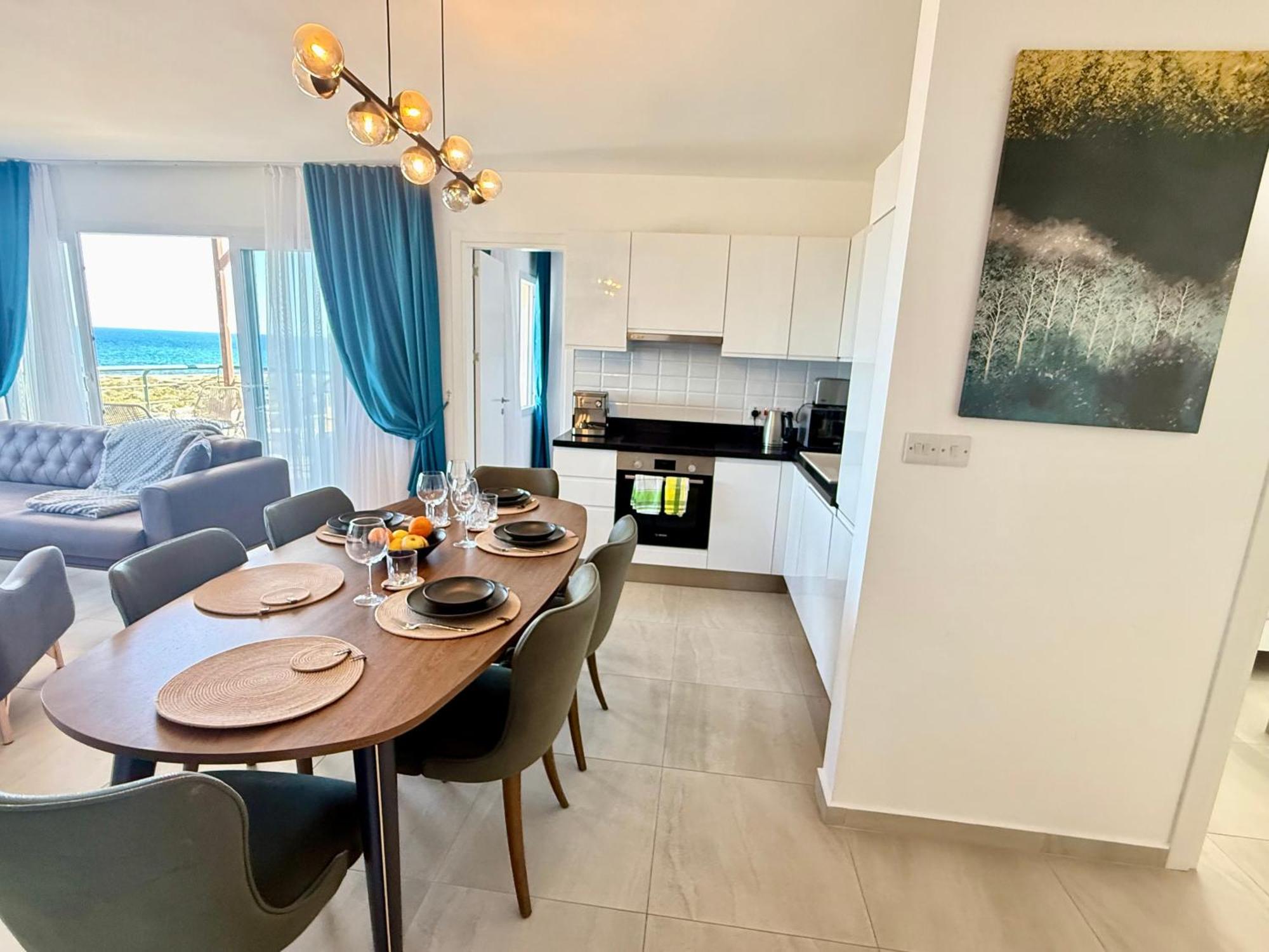 Relaxing Penthouse Suites By The Sea Vokolidha Room photo