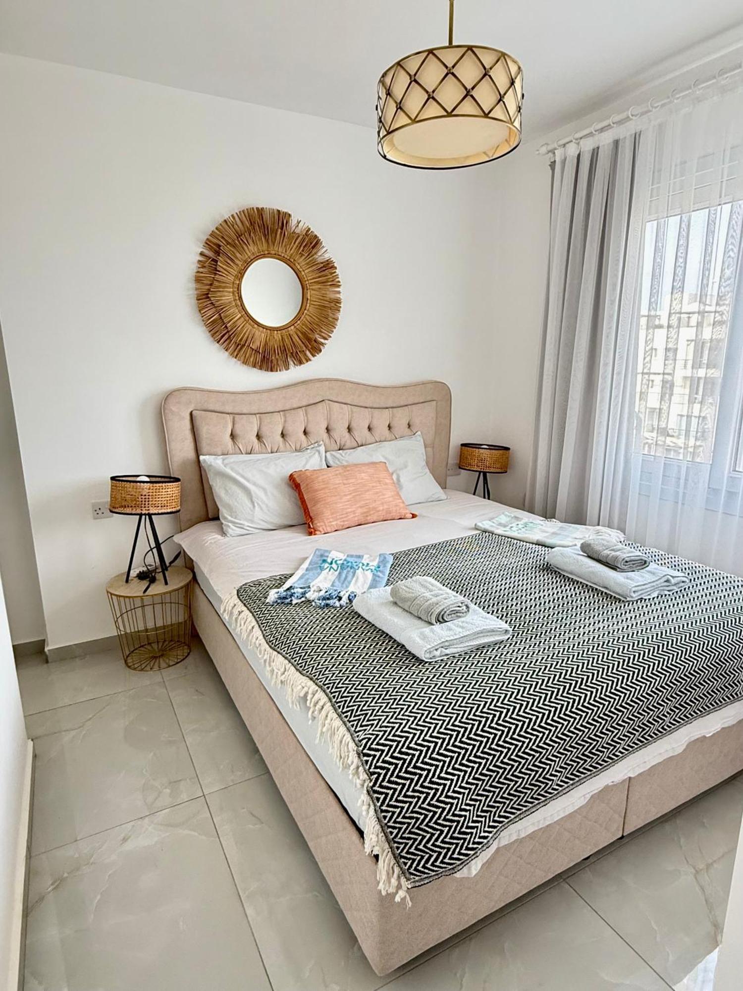 Relaxing Penthouse Suites By The Sea Vokolidha Exterior photo