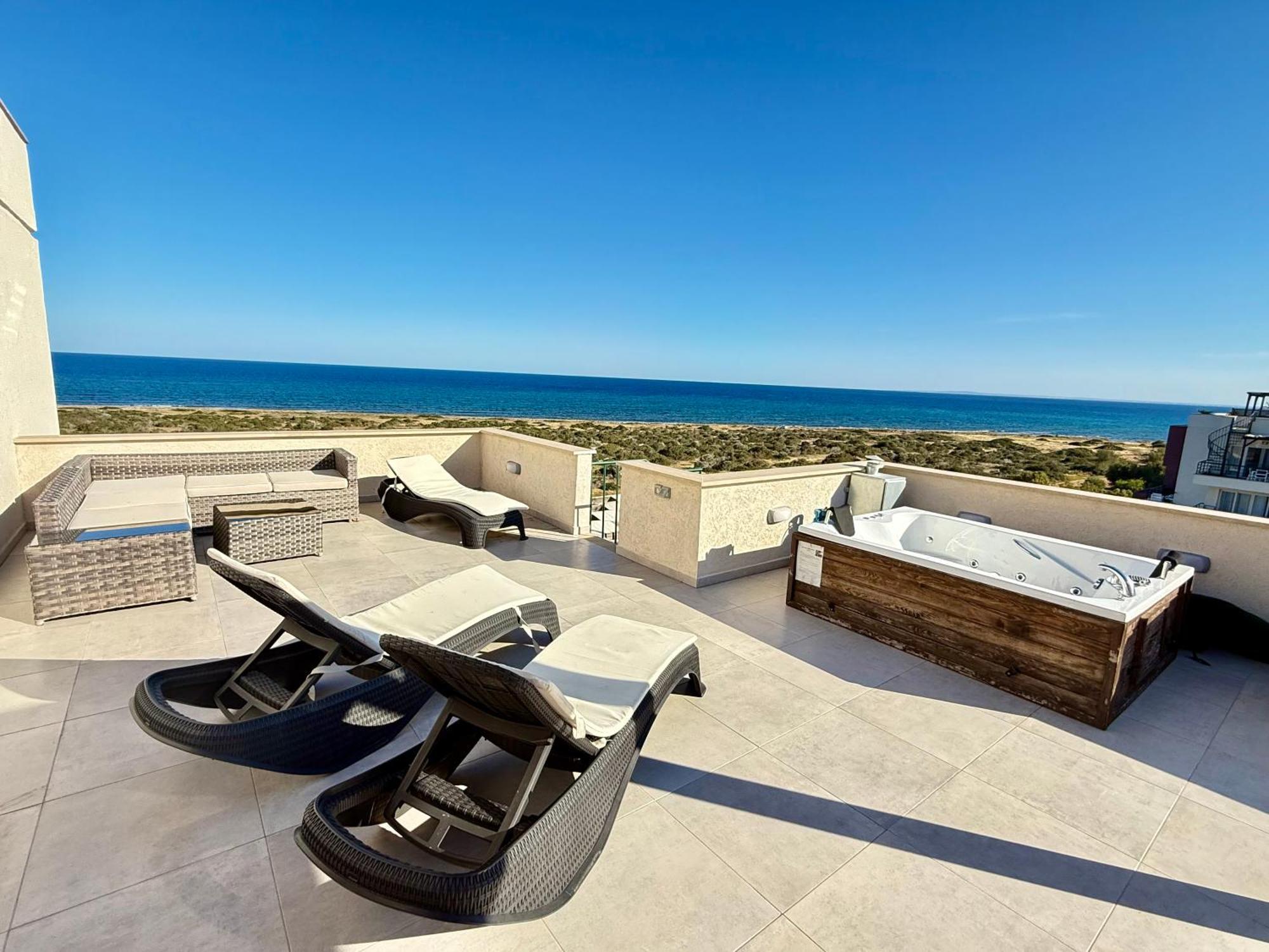 Relaxing Penthouse Suites By The Sea Vokolidha Exterior photo